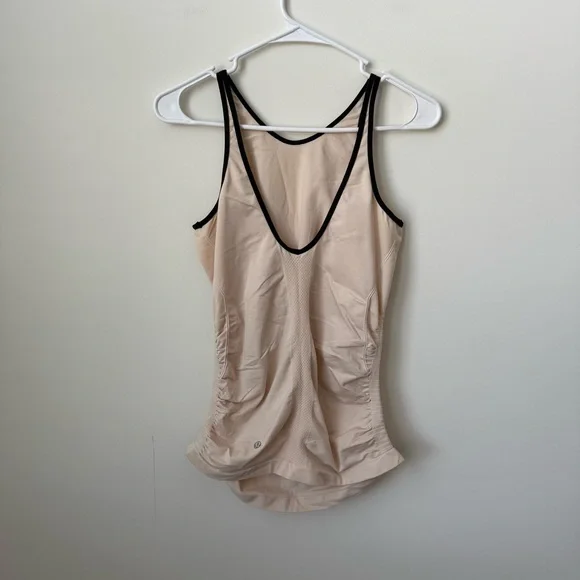 Lululemon In The Flow Tank Size 8 - Picture 2 of 5